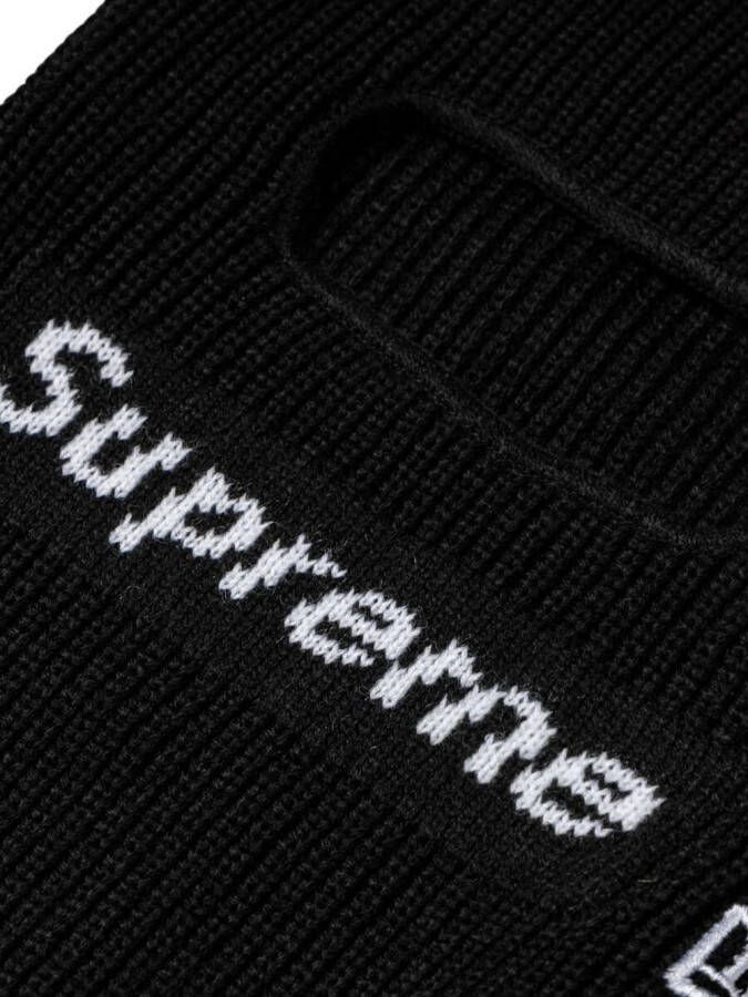 Supreme x New Era bivakmuts met logo Zwart