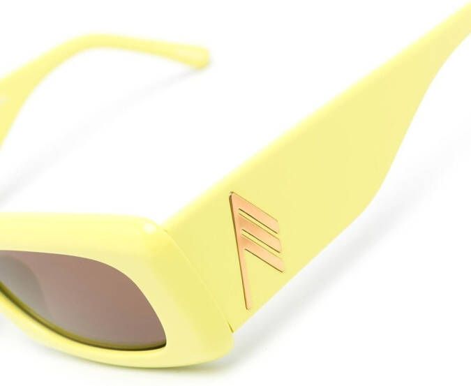 The Attico Marfa zonnebril met rechthoekig montuur Geel