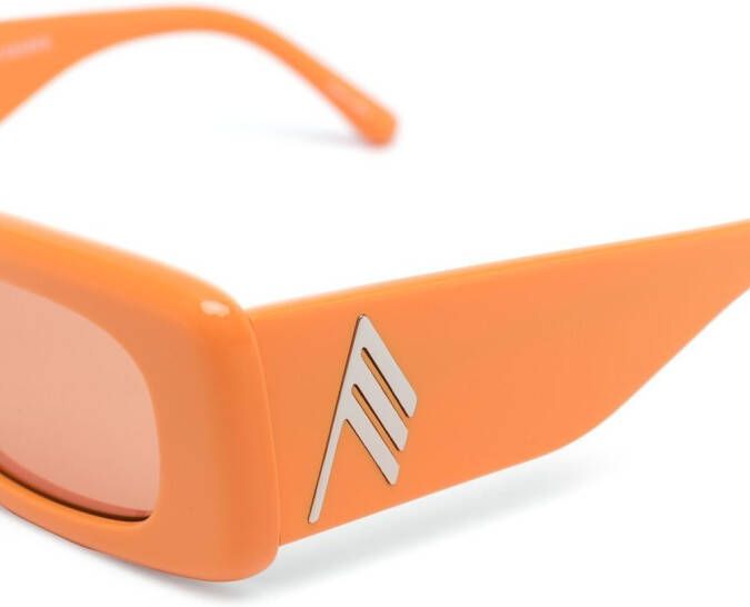 Linda Farrow Marfa zonnebril met vierkant montuur Oranje