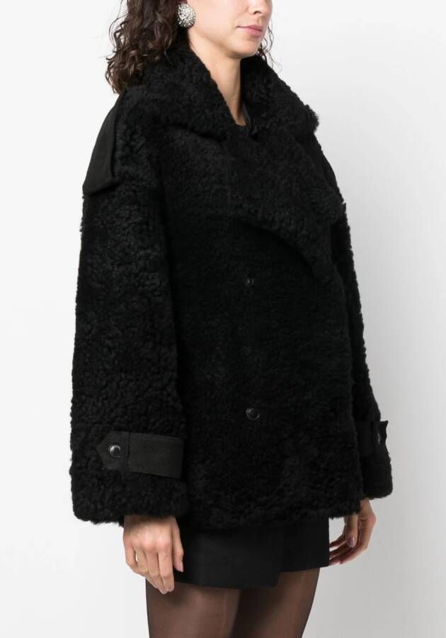 The Mannei Jordan lammy coat Zwart