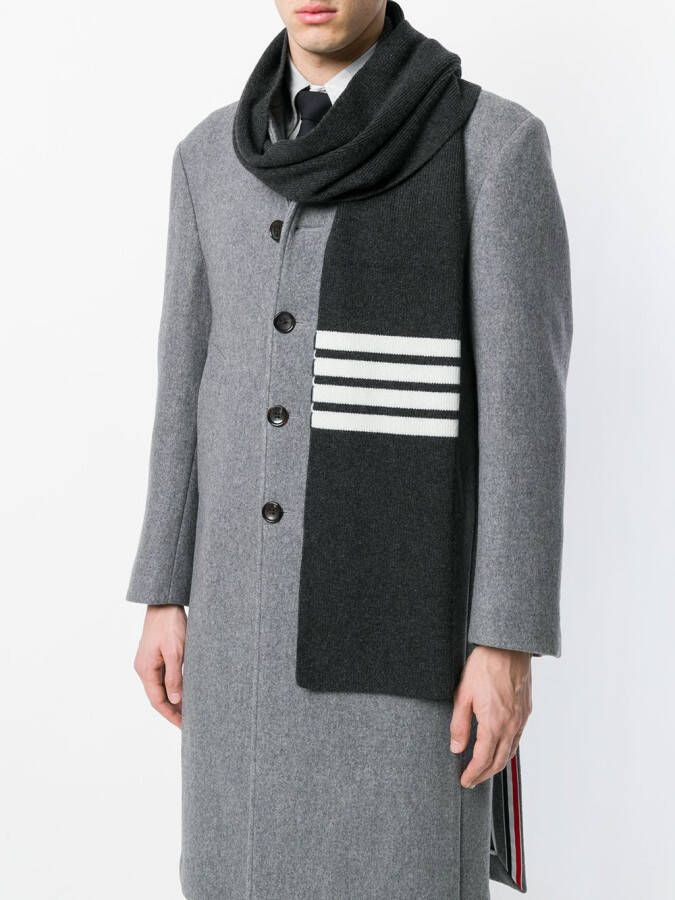 Thom Browne Full Needle Rib Scarf With White 4-Bar Stripe In Cashmere Grijs