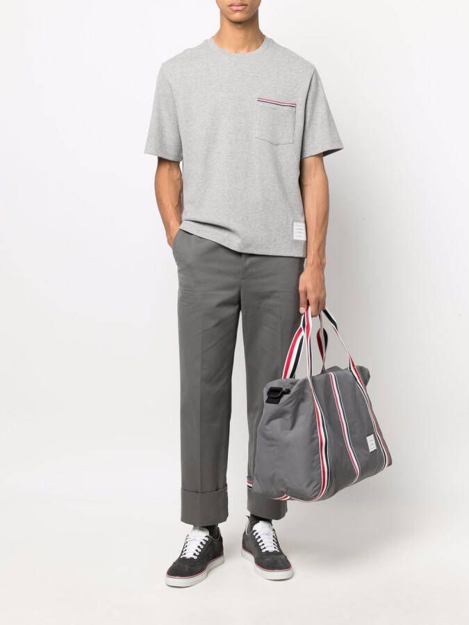 Thom Browne T-shirt met opgestikte zak Grijs