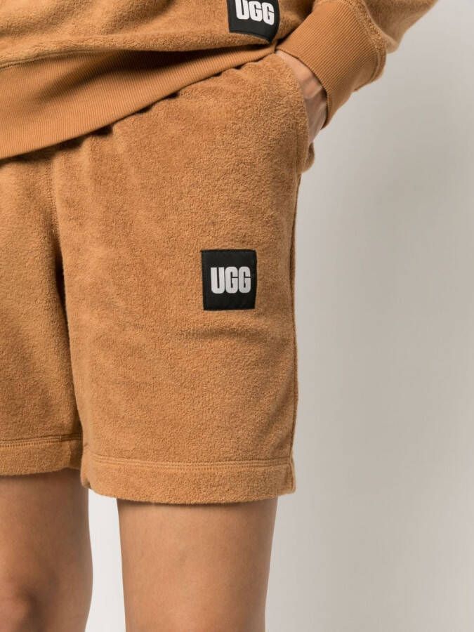UGG Shorts met logoprint Bruin