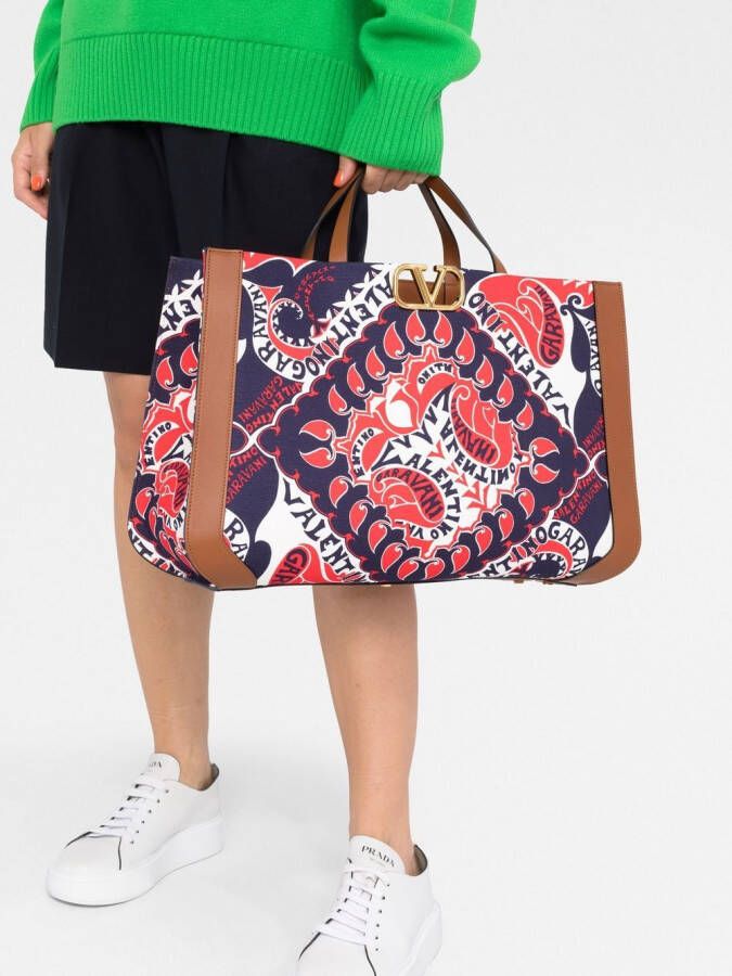 Valentino Garavani VLogo Signature shopper met bandanaprint Blauw