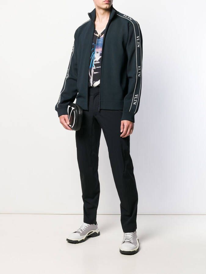 Valentino Garavani Sweater met logo op de mouw Blauw