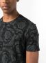 Versace T-shirt met barokprint Zwart - Thumbnail 5