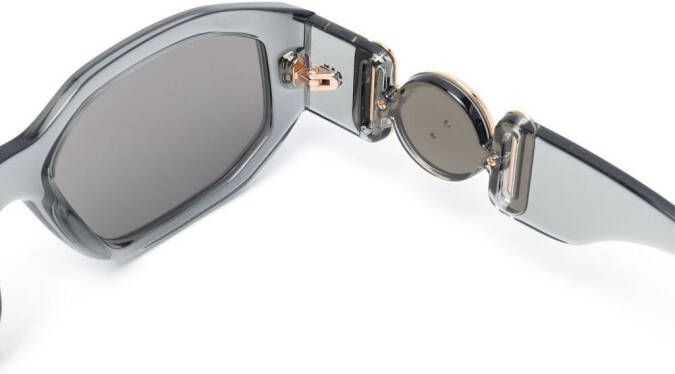 Versace Eyewear Medusa Biggie zonnebril met ovaal montuur Grijs