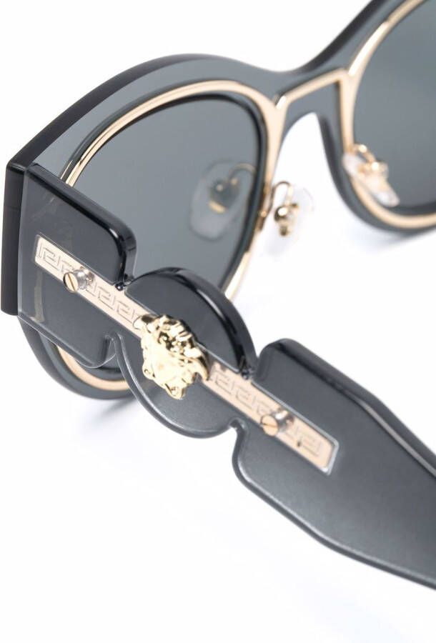 Versace Eyewear Zonnebril met cat-eye montuur Zwart