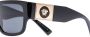 Versace Eyewear Zonnebril met rechthoekig montuur Zwart - Thumbnail 4