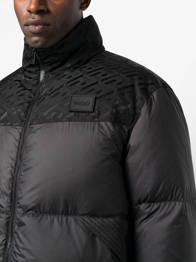 Versace Gewatteerd jack Zwart