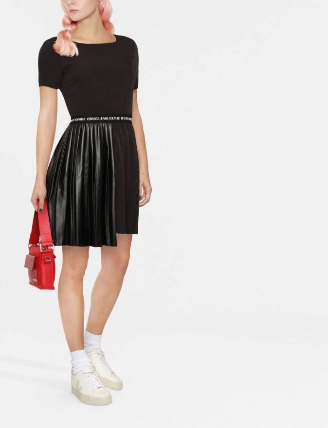 Versace Jeans Couture Asymmetrische T-shirtjurk Zwart