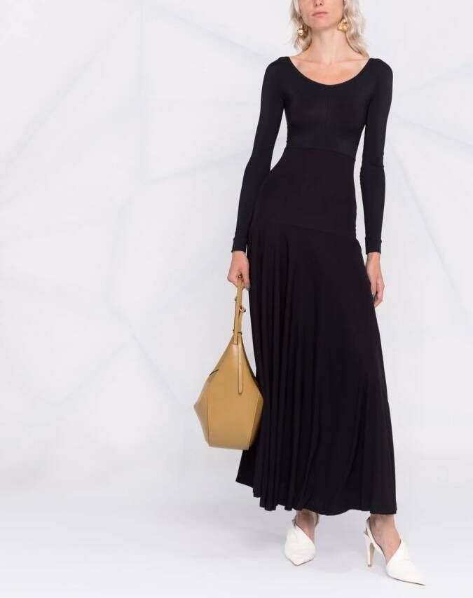 Victoria Beckham Flared jurk Zwart