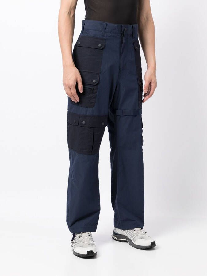 White Mountaineering Broek met meerdere zakken Blauw