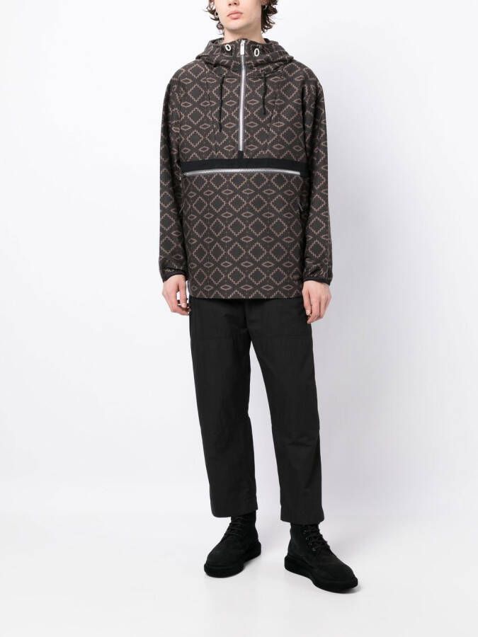 White Mountaineering Jack met geometrisch patroon Bruin