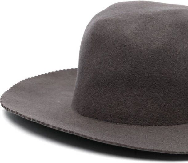 White Mountaineering Fedora hoed Bruin