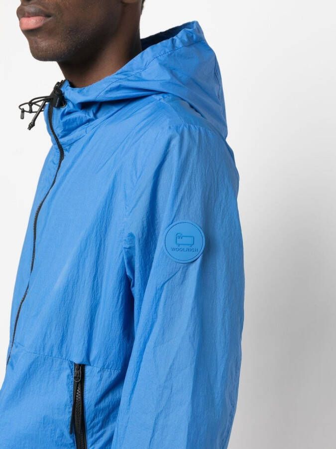 Woolrich Windjack met logopatch Blauw