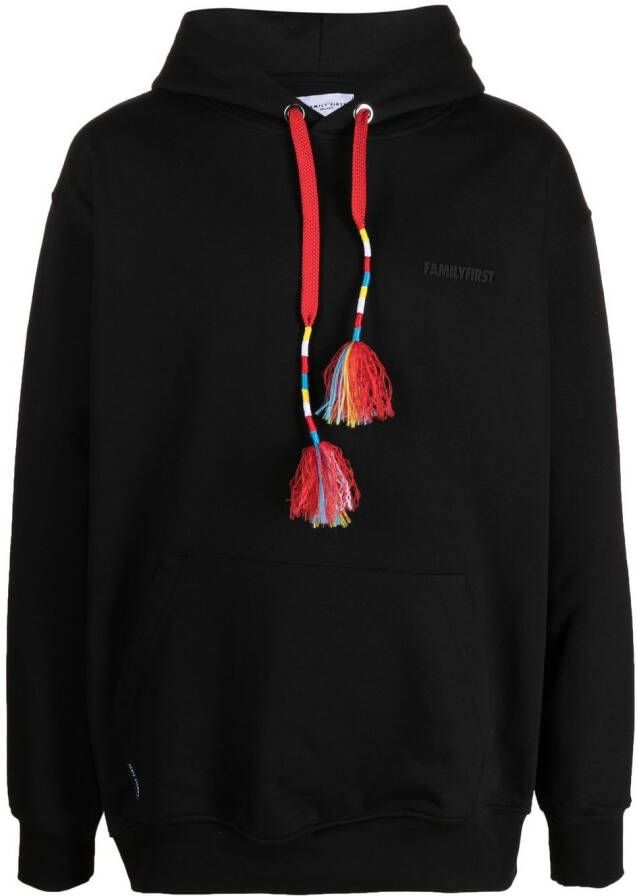 Family First Hoodie met kwastje Zwart