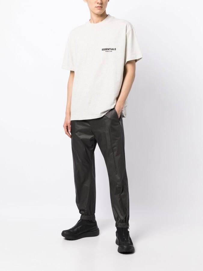 FEAR OF GOD ESSENTIALS T-shirt met logoprint Grijs