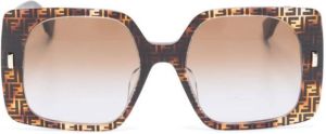 Fendi Eyewear oversized monogram-print sunglasses Bruin