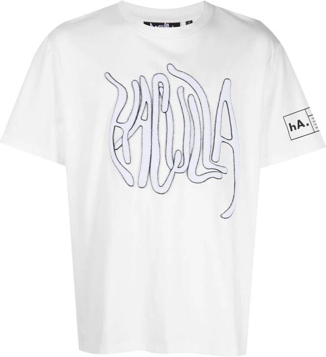 Haculla T-shirt met logopatch Wit