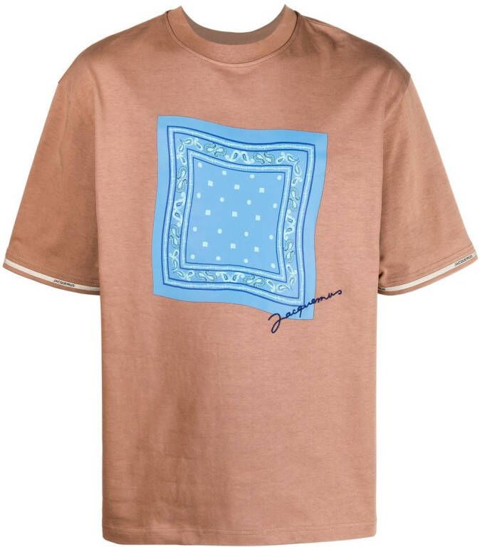 Jacquemus T-shirt met print Bruin