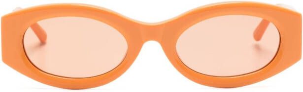 Linda Farrow Arista zonnebril met ovalen montuur Oranje