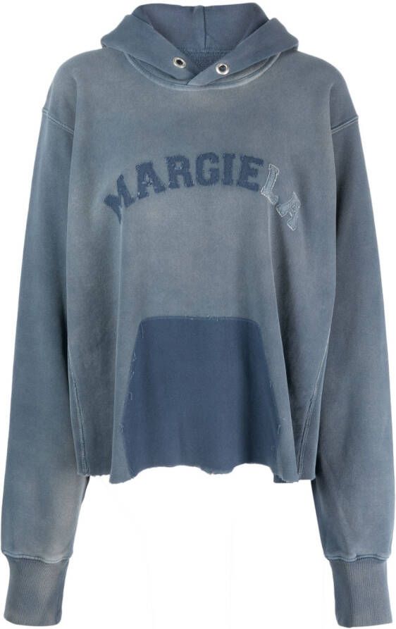Maison Margiela faded logo-patch hoodie Blauw
