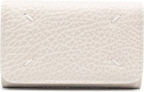 Maison Margiela Leren pasjeshouder met vier stiksels Beige