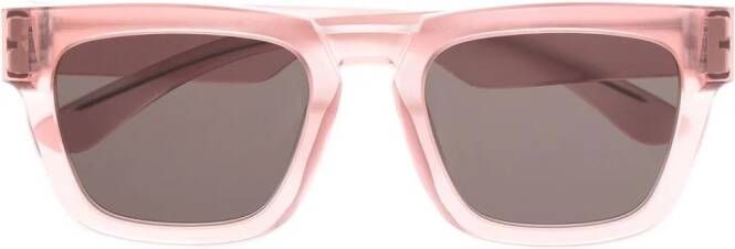 Mykita x Maison Margiela zonnebril met vierkant montuur Roze