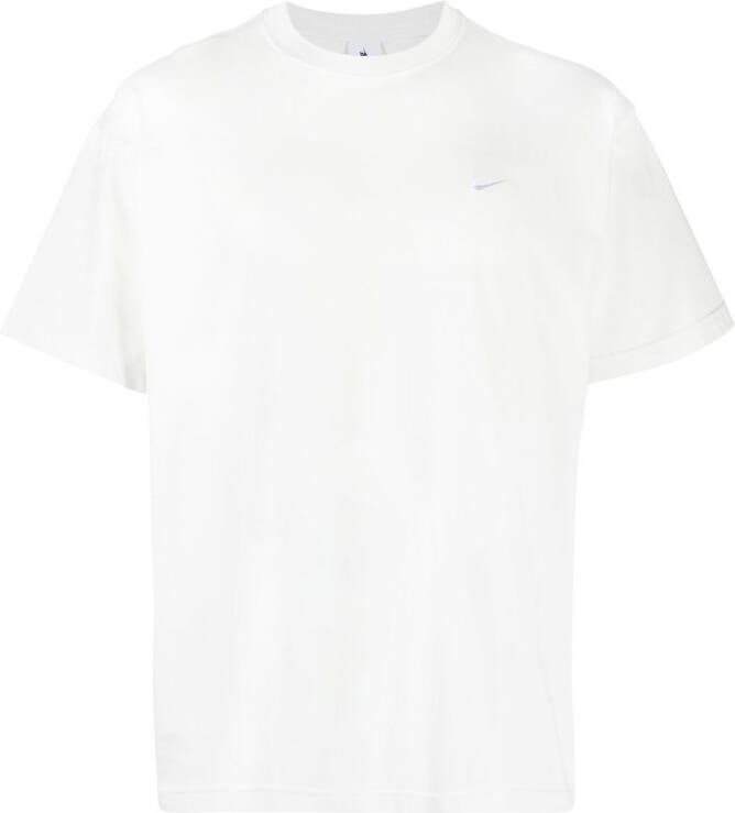 Nike T-shirt met geborduurd logo Wit