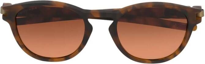 Oakley Latch zonnebril met rond montuur Bruin