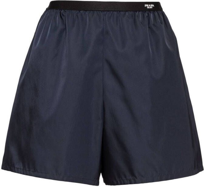 Prada Shorts met logo taille Blauw