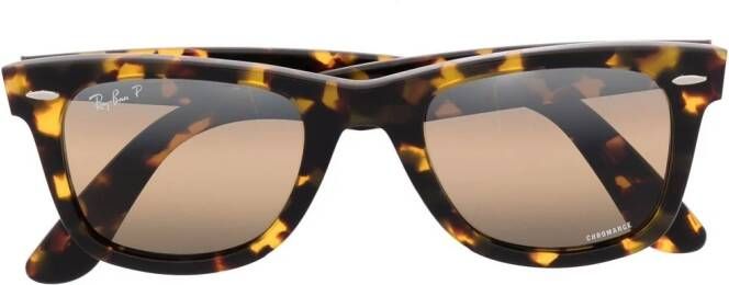 Ray-Ban Wayfarer zonnebril met schildpadschild design Bruin