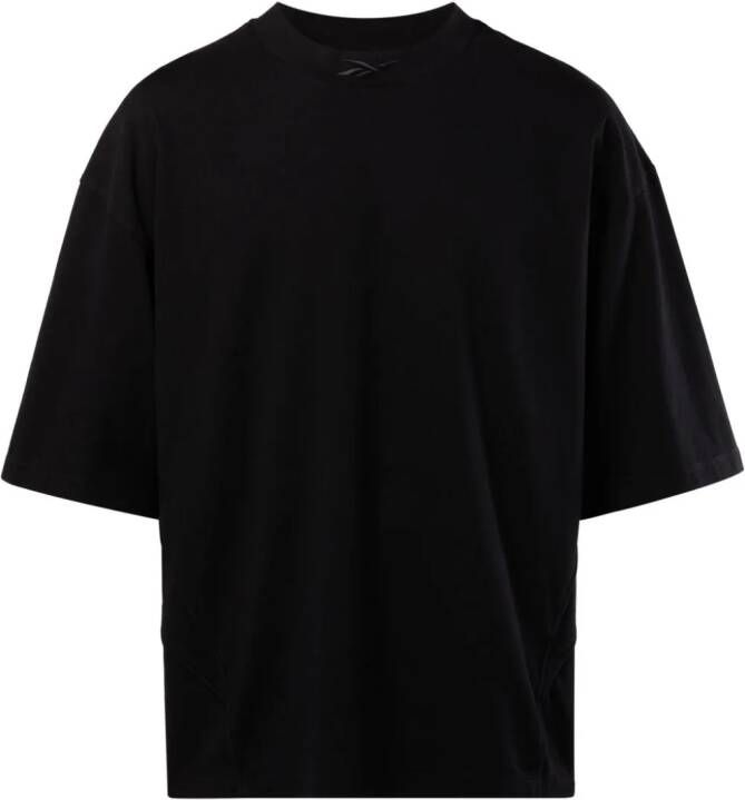 Reebok LTD T-shirt met afwerking Zwart