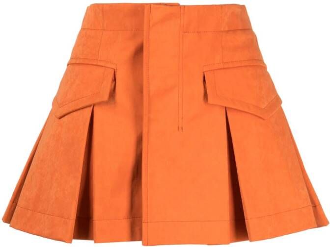 Sacai Geplooide shorts Oranje