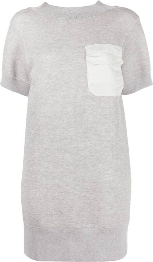 Sacai Mini-jurk met contrasterende borstzak Grijs