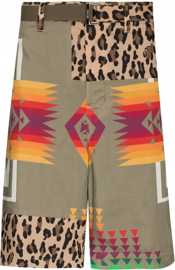 Sacai Shorts met patchwork Beige