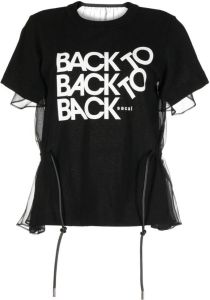 Sacai T-shirt met tekst Zwart