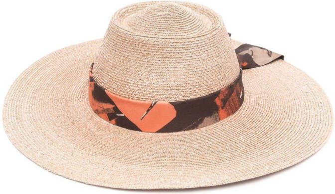 Ferragamo Strohoed met lint Beige