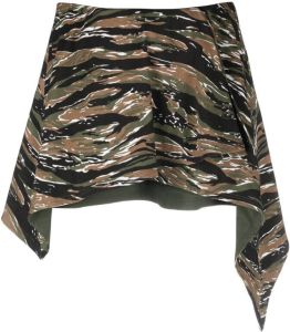 The Attico camouflage-print asymmetric mini skirt Groen