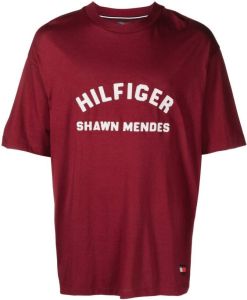 Tommy Hilfiger x Shawn Mendes T-shirt met logo Rood