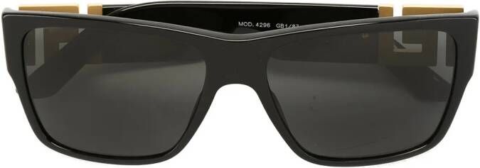 Versace Eyewear gold detail sunglasses Zwart