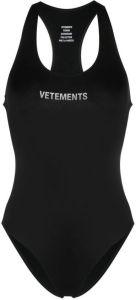 VETEMENTS logo print swimsuit Zwart