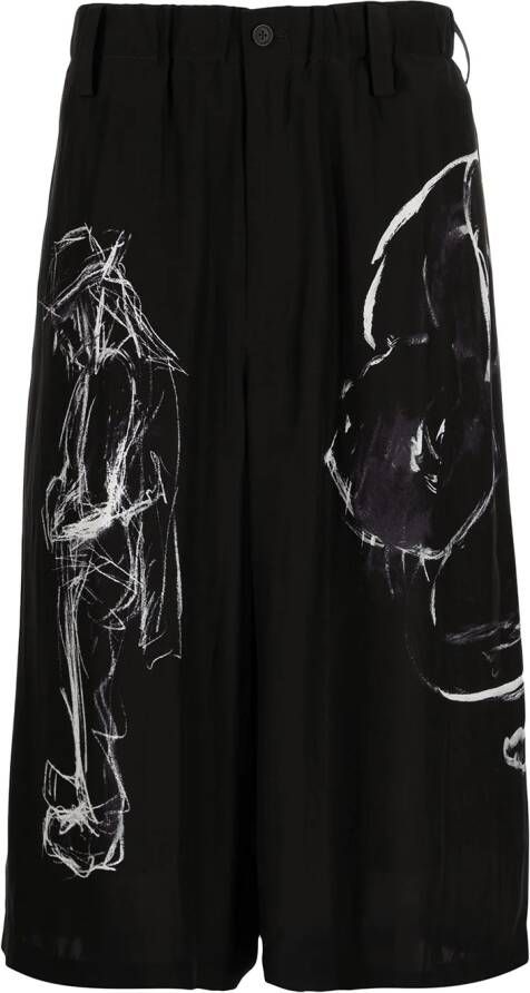 Yohji Yamamoto Shorts met abstracte print Zwart