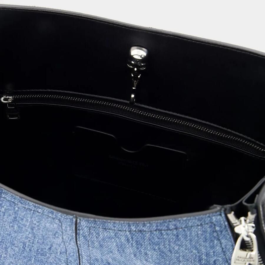 Alexander mcqueen Crossbody bags The Skull Hobo Bag Denim Blue in blauw