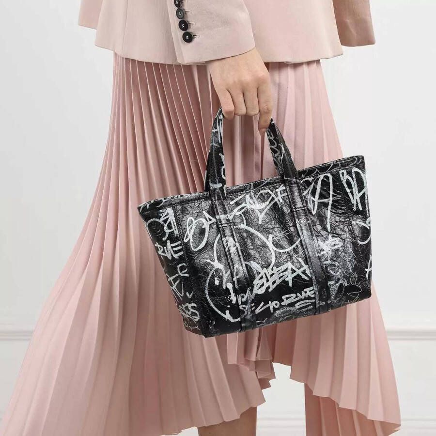 Balenciaga Shoppers Barbes East-West Shopper in zwart