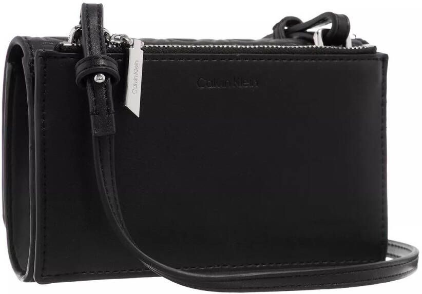Calvin Klein Crossbody bags Relock Mini Bag Embossed Mono in zwart