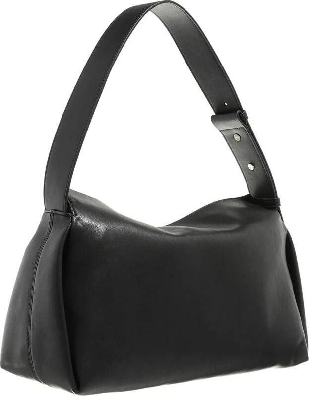 Calvin Klein Totes Elevated Soft Shoulder Bag Sm in zwart