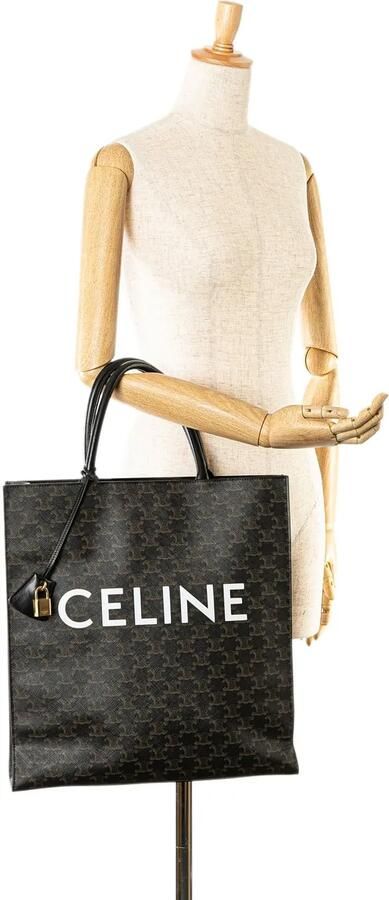 Celine Shoppers 2019 Large Triomphe Cabas Vertical Tote in zwart