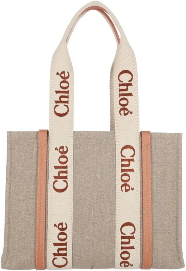 Chloé Shoppers & Totes Beige Structured Tote Bag With Branded Straps in beige